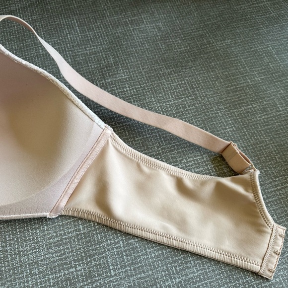 Wacoal Bra Beige Tan No Underwire Lightly Padded Size 40D - Picture 7 of 11